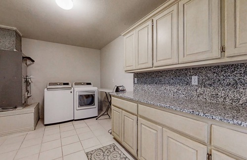 Maysville House | Ranch life experience with private pool and washer/dryer