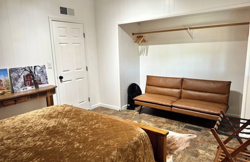 Jamestown Other | Ranch Style Mountain Getaway