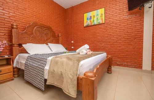 Buriti Alegre Villa | Rancho Colonial 6 suítes acesso ao Lago das Brisas