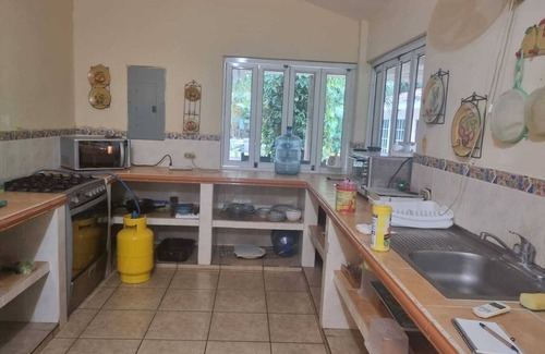Acajutla House | Rancho de Playa: en Las Veraneras Resort. Enjoy Nature & Beach Wonders