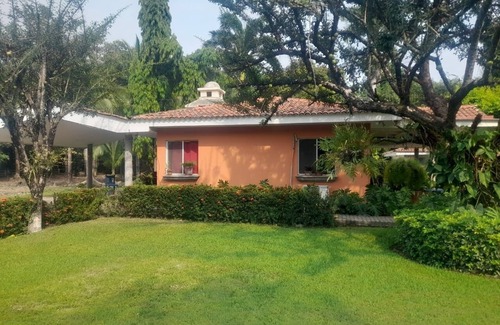 Acajutla House | Rancho de Playa: en Las Veraneras Resort. Enjoy Nature & Beach Wonders