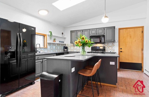 Alamedan Valley House | Rancho de Valle del Norte - An Irvie Home