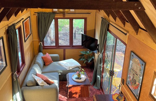 Margaret River Cabin | Rancho Relaxo Tiny House - in town sanctuary | Pet friendly | Cosy & rustic