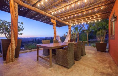 La Paz House | Rancho San Lorenzo - 2 Br house in authentic Ranch - Casa Bugambilias