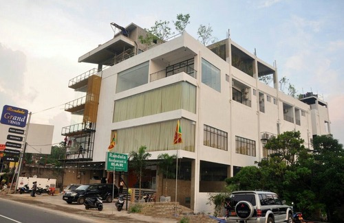 Kadawatha Hotel | Randula Grand Venus