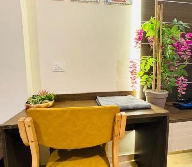 Gopalbari Apartment | Rang Mahal - a boutique stay w kitchenette