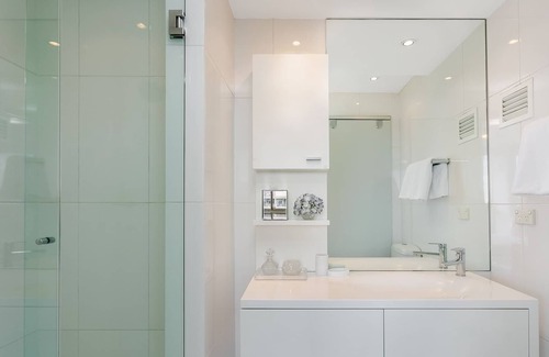 Neutral Bay Apartment | RANG9 - 2 bedroom w spectacular views - Cremorne