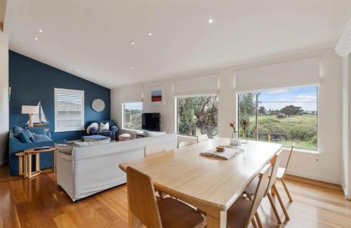 Goolwa South House | Range View House 23 Bristow Smith Ave Goolwa South-No Linen Included
