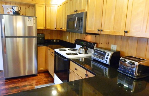 Rangeley House | Rangeley Manor P | 4 Bedroom Cabin with Shared Waterfront Access