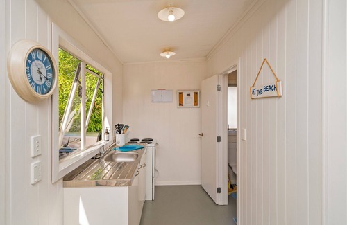 Matarangi House | Rangimarie on Kenwood- Matarangi Holiday Home