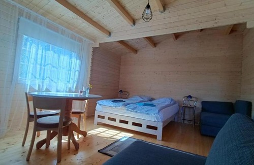 Hiiu House | Rangipuhkemaja hiiumaakond
