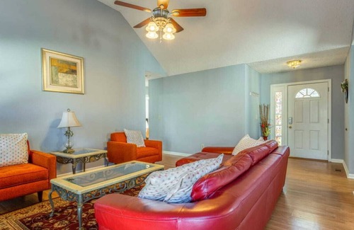 Nashville Ski Chalet | Ransom Place Long-term Corporate Rental: Close to Airport