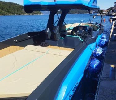 Dubrovnik Boat Rental | Raptor