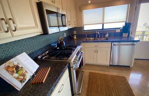 Ventura House | Raptor's View - Million Dollar Views From The Ventura Hillsides