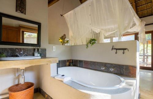 Hoedspruit Ski Chalet | Raptors Lodge