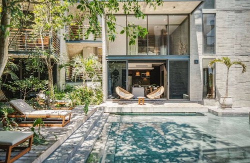 Playa Paraiso Condo | Rare 1BR Swim Up w/Cenote | Osmosis | Gym | Desk