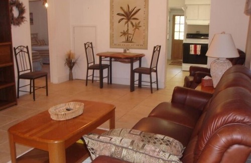 Palmetto House | Rare! Adorable Cottage on Snead Island, Fish Dock,Tiki & Bch 250 ft. away. Pets