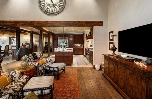 Steamboat Springs Ski Chalet | Rare Ski-in & out access onto Right 'O Way from this luxury 5 Bedroom Duplex
