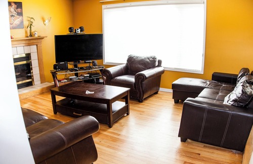 Aylmer Villa | Rare Spacious 4-bedroom Home Prestigious neighborhood near downtown Ottawa