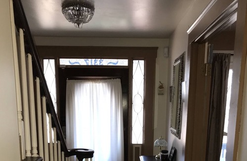 Ellenwood House | Rare Spacious Victorian Home -5 acres- Quiet, Relaxing Family Getaway