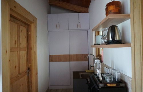 Kaul Cottage | Rasberry Homes
