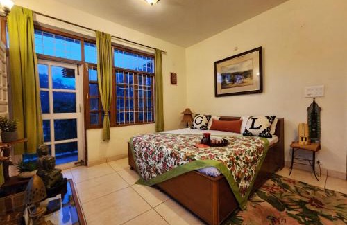 Kumarhatti House | Rashmi Cottage - 4 BHK Villa with Serene Valley Views