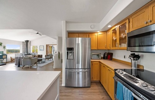 Fairbanks House | Raspberry Gem Cheerful Home