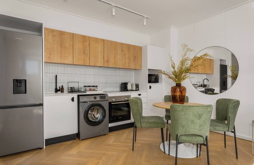 Flora Park Apartment | Ratanga Park Escape | Century City