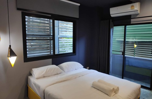 Ratchadaphisek Hotel | Ratch 66