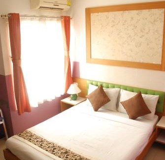 Din Daeng Hotel | Ratchada 17 Place