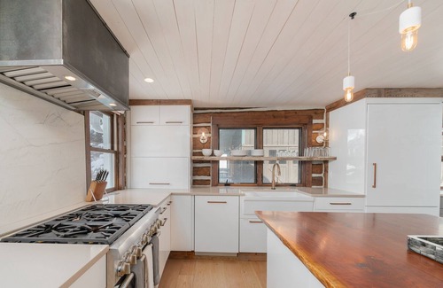 Crested Butte Cabin | Rated Best in CB! Designer Luxury!SteamShower!Firepl!Best Location In Town!