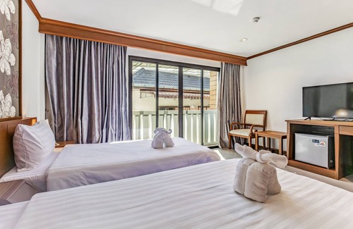 Karon Hotel | Rattana Beach Hotel