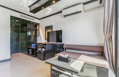 Karon Hotel | Rattana Beach Hotel