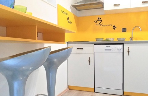 Rava Apartment | Ravart one bedroom apartment with terrace