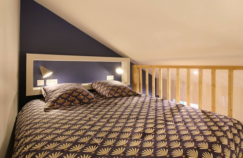 Cote Pavee Apartment | Ravissant Appartement Dans une Chartreuse