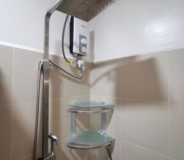 Legazpi Village Apartment | Ravz Haven