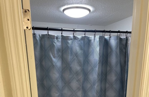 Plaza Westport Apartment | Ray Vacation Rental Homes