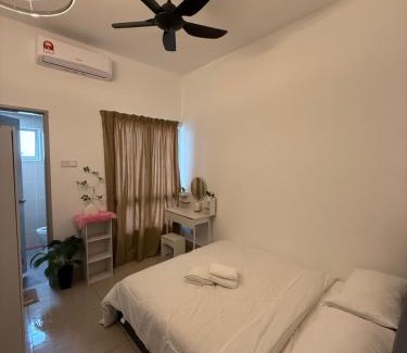 Salak South Apartment | Razak City Residence KL City