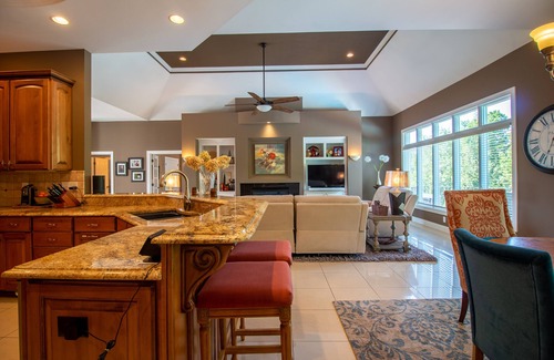 Buechel House | Razor Creek Estates - Dream Home!
