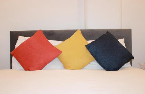 Offerton Apartment | RB