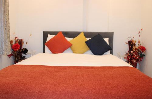 Offerton Apartment | RB