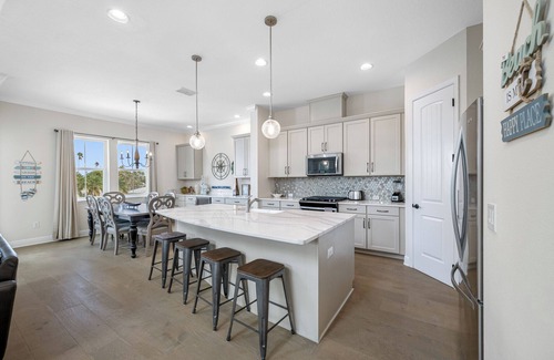 North Redington Beach House | RBV #314 - ⭐ Huge Townhouse! Great Rates-Walk to Beach! ⭐