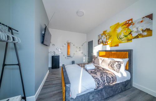 Leeds House | *RD12s* For your most relaxed & Cosy stay + Free Parking + Free Fast WiFi *