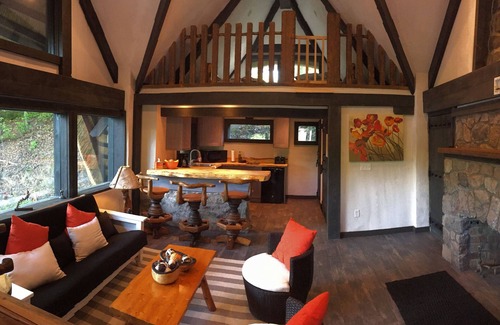 Charlevoix Ski Chalet | Re-imagined Charlevoix Michigan Mushroom House, a thatched romantic getaway!