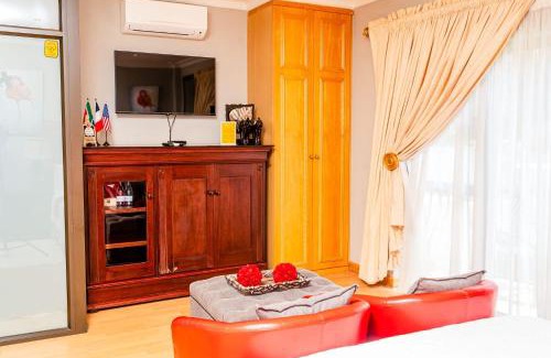 Hartbeespoort House | Re-Union Vacations