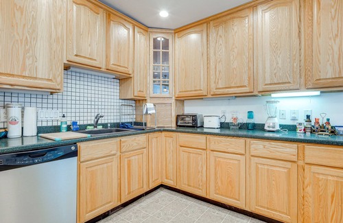 Readsboro House | Readsboro Home Rental ~ 15 Mi to Berkshire Resort!