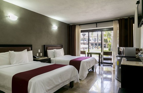 Leon Hotel | Real de Minas Poliforum