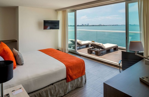 Zona Hotelera Hotel | Real Inn Cancún