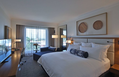 Managua Hotel | Real InterContinental Managua at Metrocentro Mall by IHG