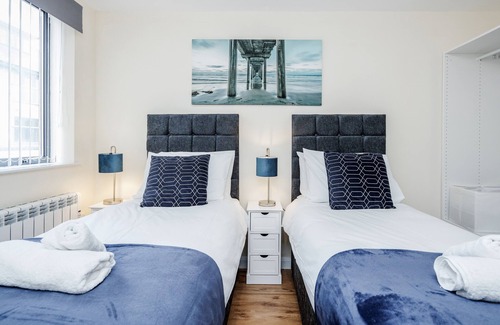 Watford Apartment | Real - Queens Serviced Apartments